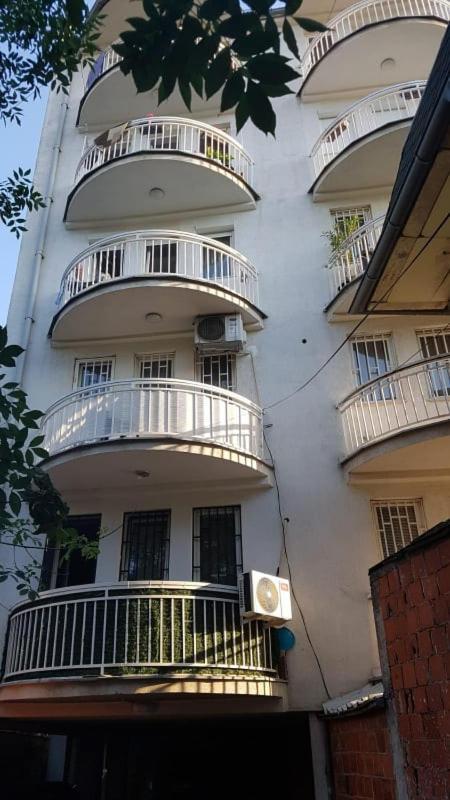 Redon Apartment Приштина Екстер'єр фото